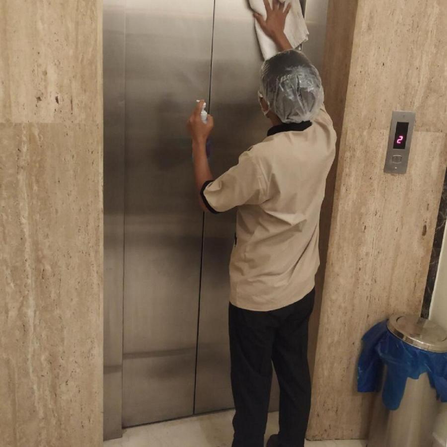 Hotel Picasso Paschim Vihar Delhi - Couple Friendly Local Ids Accepted Екстериор снимка