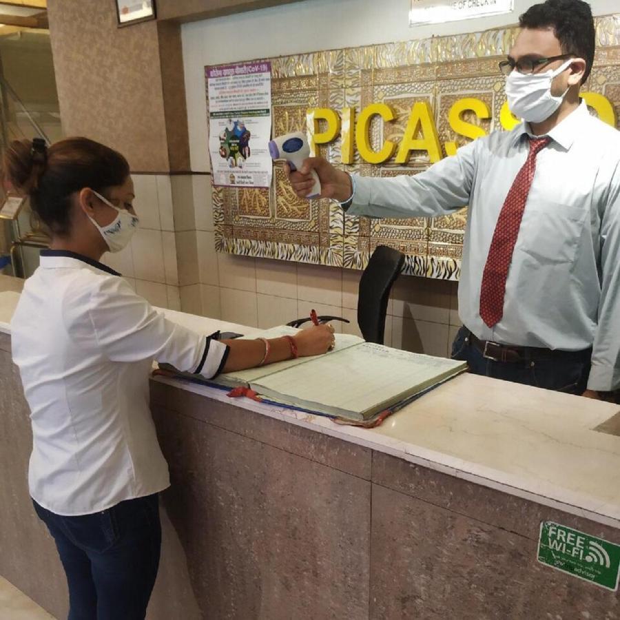 Hotel Picasso Paschim Vihar Delhi - Couple Friendly Local Ids Accepted Екстериор снимка