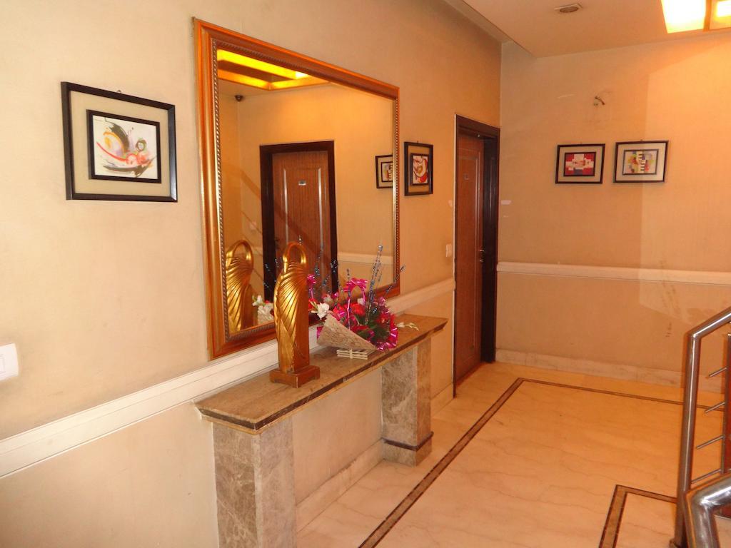 Hotel Picasso Paschim Vihar Delhi - Couple Friendly Local Ids Accepted Екстериор снимка