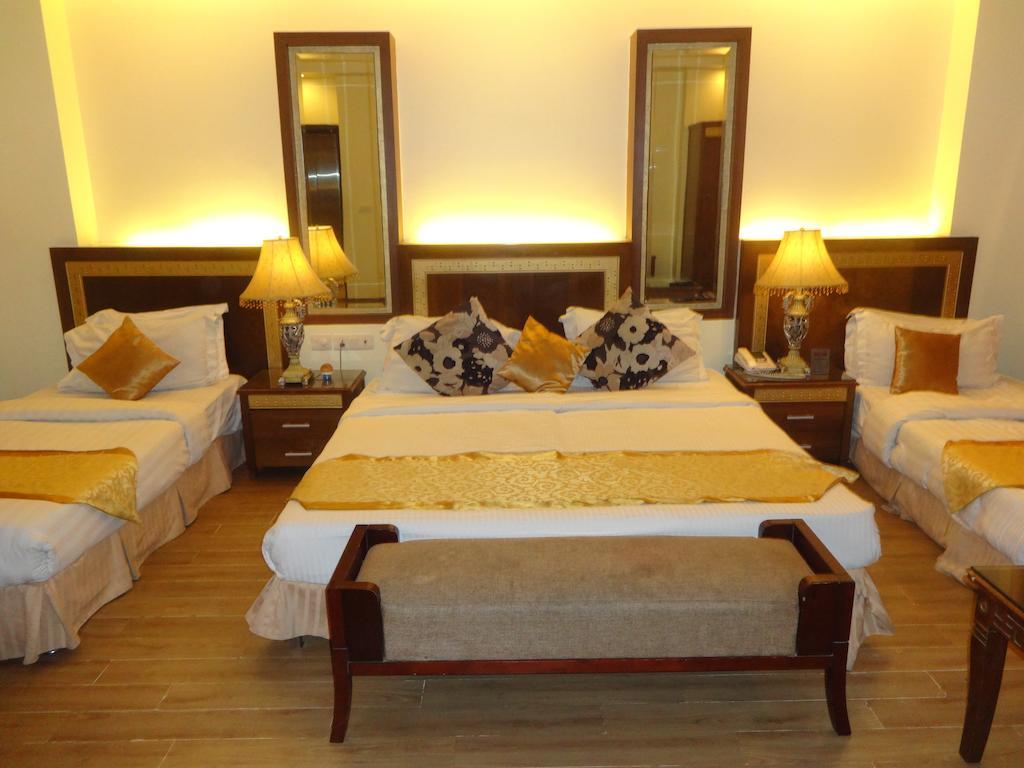 Hotel Picasso Paschim Vihar Delhi - Couple Friendly Local Ids Accepted Екстериор снимка