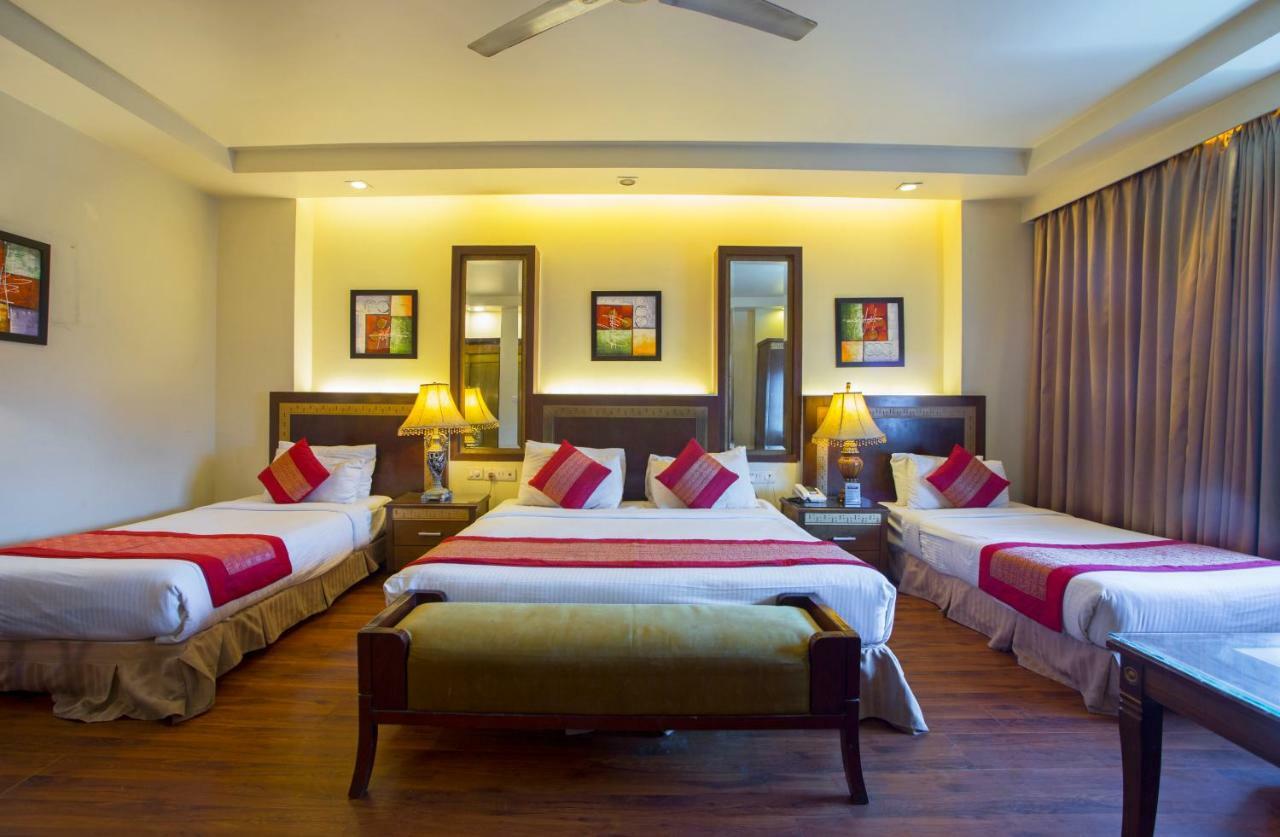 Hotel Picasso Paschim Vihar Delhi - Couple Friendly Local Ids Accepted Екстериор снимка